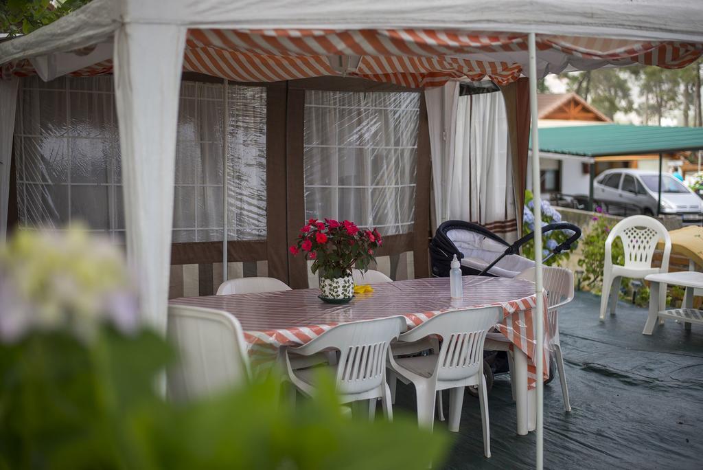 Hôtel Camping Cachadelos à Sanxenxo Extérieur photo